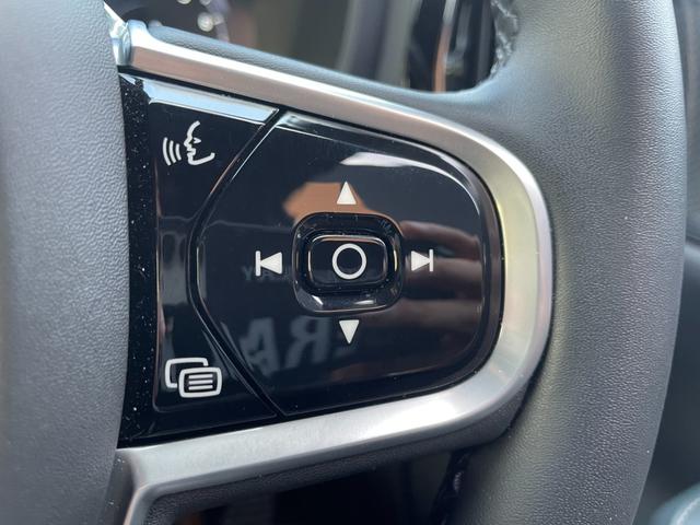 V60 B5 Rデザイン ハーフレザー 全席シートヒーター ACC レーンキープアシスト ブラインドスポット ナビ フルセグTV 全方位カメラ パワーテールゲート LEDヘッドライト ヘッドアップディスプレイ ステアリングH(14枚目)