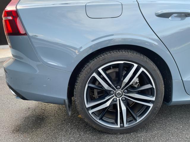 V60 B5 Rデザイン ハーフレザー 全席シートヒーター ACC レーンキープアシスト ブラインドスポット ナビ フルセグTV 全方位カメラ パワーテールゲート LEDヘッドライト ヘッドアップディスプレイ ステアリングH(32枚目)