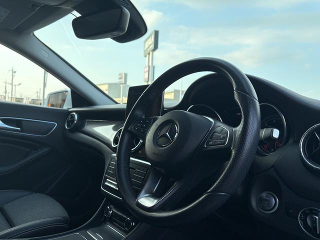 CLAクラス シューティングブレーク CLA180 シューティングブレーク AMGスタイル レーダーセーフティPKG/ETC/純正ドラレコ/Bluetooth/ACC/キーレスゴー/シートヒーター/前後コーナーセンサー/Bカメラ/純正ナビ/電動トランク/純正18インチAW/LEDヘッドライト(4枚目)