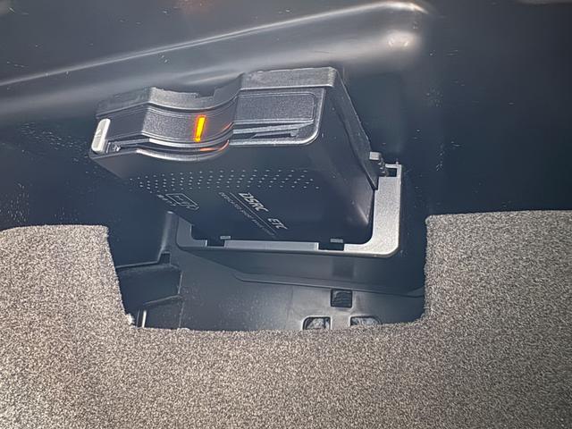 CLAクラス シューティングブレーク CLA180 シューティングブレーク AMGスタイル レーダーセーフティPKG/ETC/純正ドラレコ/Bluetooth/ACC/キーレスゴー/シートヒーター/前後コーナーセンサー/Bカメラ/純正ナビ/電動トランク/純正18インチAW/LEDヘッドライト(15枚目)