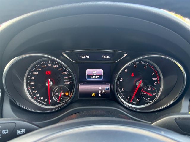 CLAクラス シューティングブレーク CLA180 シューティングブレーク AMGスタイル レーダーセーフティPKG/ETC/純正ドラレコ/Bluetooth/ACC/キーレスゴー/シートヒーター/前後コーナーセンサー/Bカメラ/純正ナビ/電動トランク/純正18インチAW/LEDヘッドライト(16枚目)