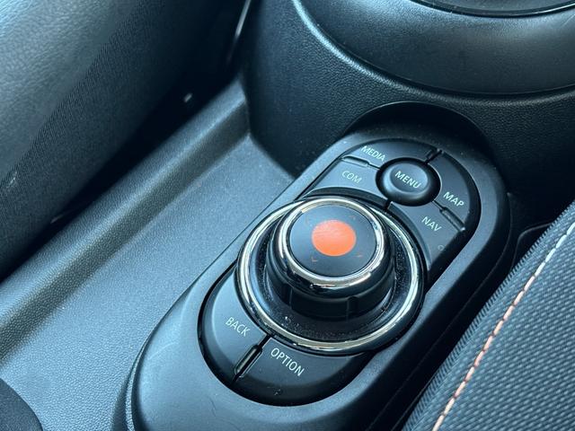 MINI ヴィクトリア 特別仕様車 ナビゲーションパッケージ Bluetooth バックカメラ 前後ドラレコ USB入力端子 キーレスエントリー エアコン ETC車載器 禁煙車 ステアリングスイッチ スペアキー(27枚目)