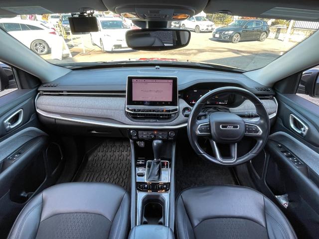 ジープ・コンパス ロンジチュード　４×４　純正ナビフルセグテレビＢｌｕｅｔｏｏｔｈバックカメラクルーズコントロール（ＡＣＣ）プッシュスタートＥＴＣＬＥＤヘッドライトレーンキープアシスト前後ドライブレコーダーブラインドスポットモニター（4枚目）