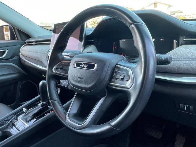 ジープ・コンパス ロンジチュード　４×４　純正ナビフルセグテレビＢｌｕｅｔｏｏｔｈバックカメラクルーズコントロール（ＡＣＣ）プッシュスタートＥＴＣＬＥＤヘッドライトレーンキープアシスト前後ドライブレコーダーブラインドスポットモニター（9枚目）