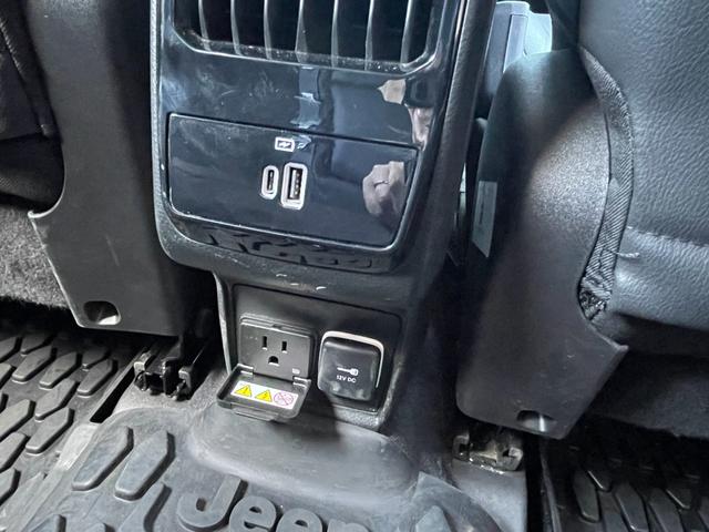 ジープ・コンパス ロンジチュード　４×４　純正ナビフルセグテレビＢｌｕｅｔｏｏｔｈバックカメラクルーズコントロール（ＡＣＣ）プッシュスタートＥＴＣＬＥＤヘッドライトレーンキープアシスト前後ドライブレコーダーブラインドスポットモニター（20枚目）