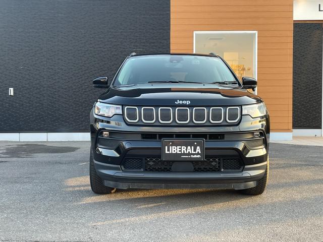 ジープ・コンパス ロンジチュード　４×４　純正ナビフルセグテレビＢｌｕｅｔｏｏｔｈバックカメラクルーズコントロール（ＡＣＣ）プッシュスタートＥＴＣＬＥＤヘッドライトレーンキープアシスト前後ドライブレコーダーブラインドスポットモニター（28枚目）