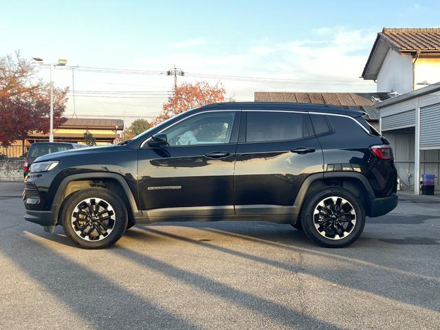 ジープ・コンパス ロンジチュード　４×４　純正ナビフルセグテレビＢｌｕｅｔｏｏｔｈバックカメラクルーズコントロール（ＡＣＣ）プッシュスタートＥＴＣＬＥＤヘッドライトレーンキープアシスト前後ドライブレコーダーブラインドスポットモニター（30枚目）