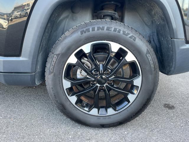 ジープ・コンパス ロンジチュード　４×４　純正ナビフルセグテレビＢｌｕｅｔｏｏｔｈバックカメラクルーズコントロール（ＡＣＣ）プッシュスタートＥＴＣＬＥＤヘッドライトレーンキープアシスト前後ドライブレコーダーブラインドスポットモニター（36枚目）