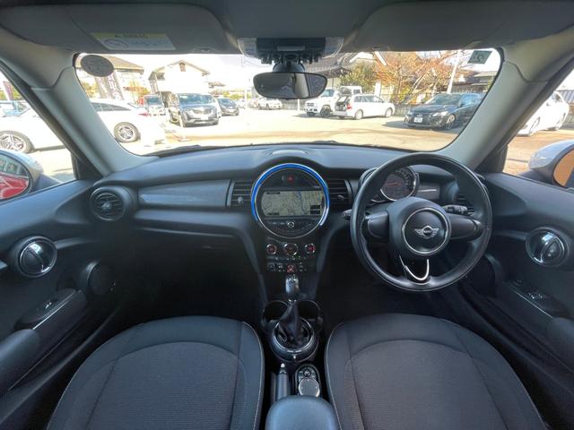 ＭＩＮＩ クーパー　ナビ　ＬＥＤヘッドライト　ＥＴＣ　キーレスキー　ＭＴモード（7枚目）