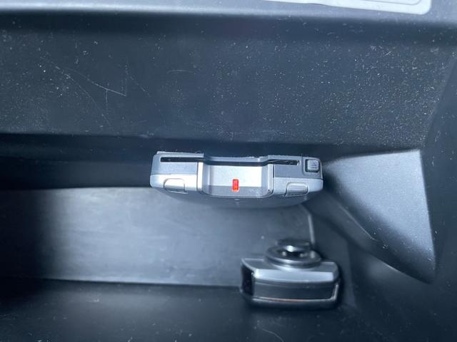 Ｎ－ＢＯＸカスタム Ｇ・ターボＬパッケージ　両側パワースライドドア　サマータイヤＡＷ付積込み　ナビ　フルセグＴＶ　バックカメラ　ＥＴＣ　ＣＴＢＡ　キセノンヘッドライト（19枚目）