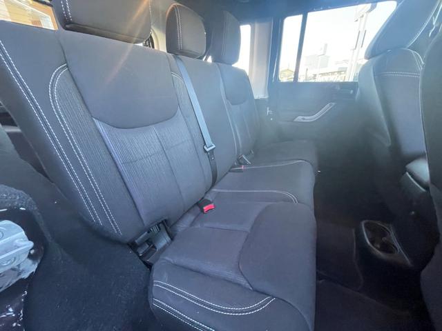 ���̒m�����������R�[�f�B�l�[�^�[���A���q�l�ɂ҂�����̂��Ԃ�����Ă������Ă��������܂��B���C�y�ɂ�������肭�������܂��B