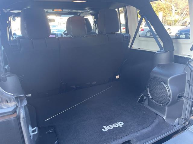 �����e�i���X�p�b�N�͂��w���������̂����ȓ_���E�����p�b�N�i�L���j�B�_���R�[�X�ƎԌ��R�[�X���������܂��B�ڂ����͓X�܃R�[�f�B�l�[�^�[�܂ł��₢���킹�������B