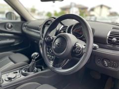 ＬＩＢＥＲＡＬＡは、輸入車選びの新たなスタイルを提案するインポート・セレクト・ブランドです。オーナー様となる方がクルマから直接感じる感性を第一にした、最良の一台との出会いをコーディネートいたします。 4