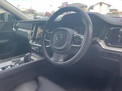 �̣ɣ£ţң��̣��ϡ�͢�������Ӥο����ʥ����������Ƥ��륤��ݡ��ȡ����쥯�ȡ��֥��ɤǤ��������ʡ��ͤȤʤ���������ޤ���ľ�ܴ����봶�������ˤ��������ɤΰ���Ȥνв񤤤򥳡��ǥ��͡��Ȥ������ޤ��� 4