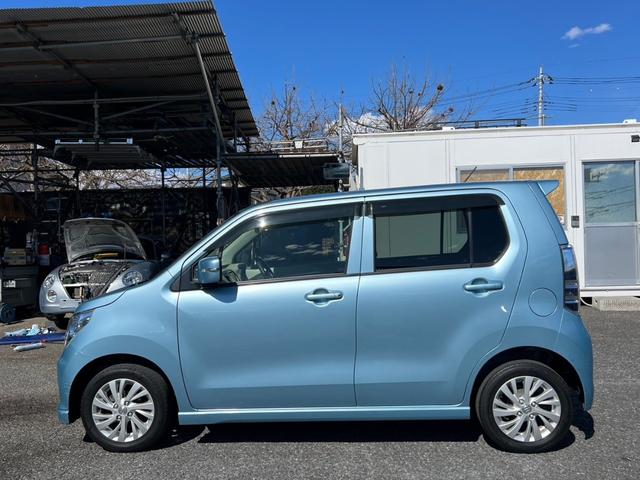 ワゴンＲ ＦＺ　ＴＶ　衝突被害軽減システム　スマートキー　アイドリングストップ　シートヒーター　ベンチシート　ＣＶＴ　盗難防止システム　ＡＢＳ　ＥＳＣ　アルミホイール　衝突安全ボディ　エアコン　パワーステアリング（17枚目）