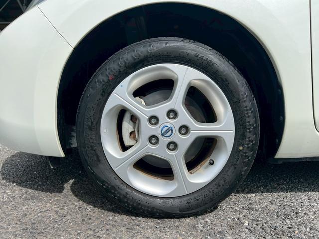 リーフ Ｇ　ＥＴＣ　ＴＶ　クリアランスソナー　オートクルーズコントロール　アルミホイール　ＬＥＤヘッドランプ　スマートキー　ＣＶＴ　盗難防止システム　衝突安全ボディ　ＡＢＳ　ＥＳＣ　エアコン（21枚目）