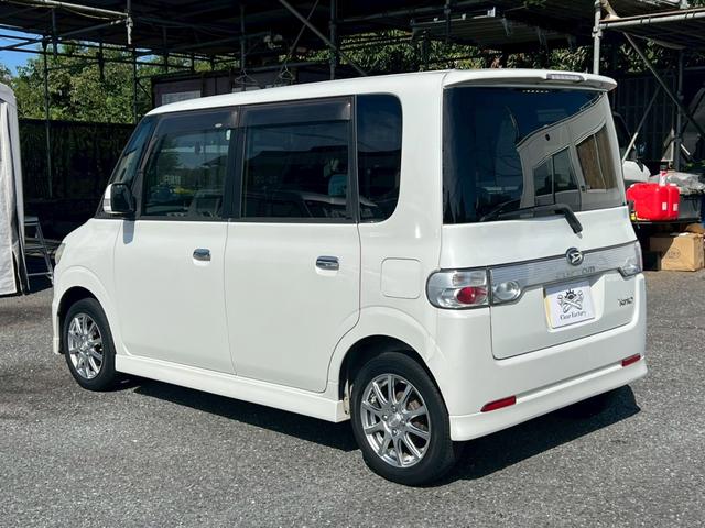 タント カスタムＶＳ　４ＷＤ　ＥＴＣ　ＨＩＤ　スマートキー　電動格納ミラー　ベンチシート　ＡＴ　盗難防止システム　ＡＢＳ　アルミホイール　衝突安全ボディ　エアコン　パワーステアリング　パワーウィンドウ（16枚目）