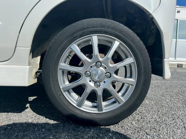 タント カスタムＶＳ　４ＷＤ　ＥＴＣ　ＨＩＤ　スマートキー　電動格納ミラー　ベンチシート　ＡＴ　盗難防止システム　ＡＢＳ　アルミホイール　衝突安全ボディ　エアコン　パワーステアリング　パワーウィンドウ（20枚目）