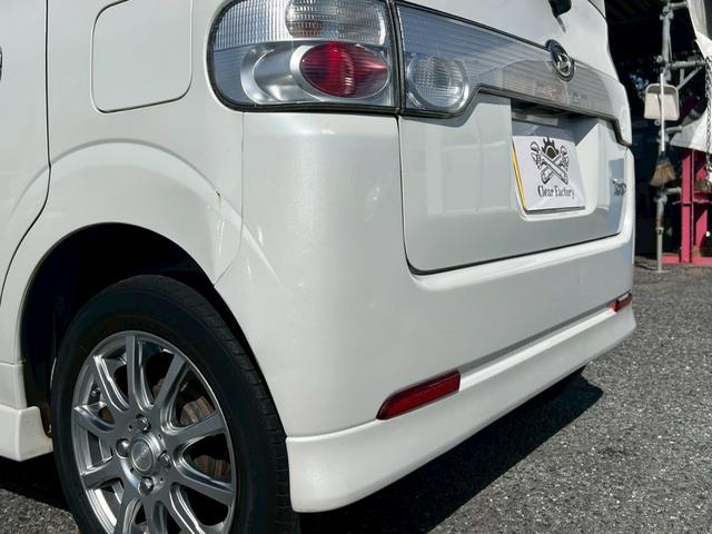 タント カスタムＶＳ　４ＷＤ　ＥＴＣ　ＨＩＤ　スマートキー　電動格納ミラー　ベンチシート　ＡＴ　盗難防止システム　ＡＢＳ　アルミホイール　衝突安全ボディ　エアコン　パワーステアリング　パワーウィンドウ（24枚目）