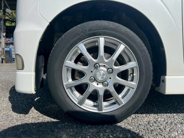 タント カスタムＶＳ　４ＷＤ　ＥＴＣ　ＨＩＤ　スマートキー　電動格納ミラー　ベンチシート　ＡＴ　盗難防止システム　ＡＢＳ　アルミホイール　衝突安全ボディ　エアコン　パワーステアリング　パワーウィンドウ（35枚目）