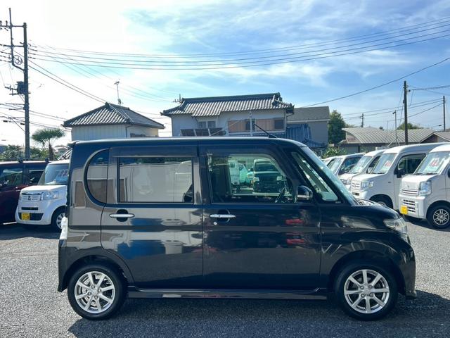 タント カスタムＸスペシャル　ＥＴＣ　電動スライドドア　ＴＶ　ＨＩＤ　スマートキー　アイドリングストップ　ベンチシート　ＣＶＴ　盗難防止システム　ＡＢＳ　アルミホイール　衝突安全ボディ　エアコン　パワーステアリング（14枚目）