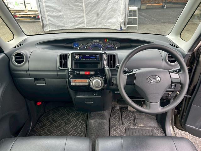 タント カスタムＸ　電動スライドドア　ＨＩＤ　スマートキー　アイドリングストップ　ベンチシート　ＣＶＴ　盗難防止システム　ＡＢＳ　ＣＤ　アルミホイール　衝突安全ボディ　エアコン　パワーステアリング　パワーウィンドウ（2枚目）