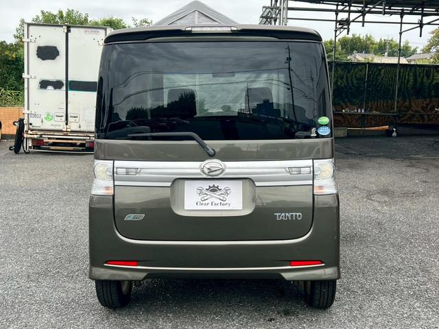 タント カスタムＸ　電動スライドドア　ＨＩＤ　スマートキー　アイドリングストップ　ベンチシート　ＣＶＴ　盗難防止システム　ＡＢＳ　ＣＤ　アルミホイール　衝突安全ボディ　エアコン　パワーステアリング　パワーウィンドウ（14枚目）