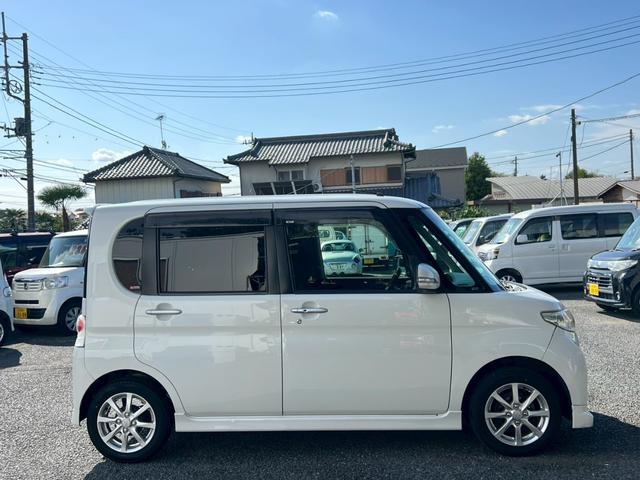 タント カスタムＬ　ＥＴＣ　スライドドア　ナビ　ＨＩＤ　スマートキー　ベンチシート　ＣＶＴ　盗難防止システム　ＡＢＳ　アルミホイール　衝突安全ボディ　エアコン　パワーステアリング（17枚目）