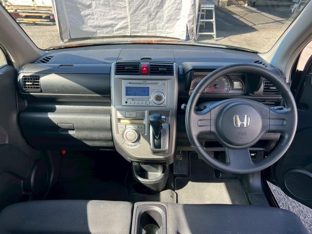 ゼスト スポーツＧ　キーレスエントリー　ベンチシート　ＡＴ　盗難防止システム　ＡＢＳ　衝突安全ボディ　エアコン　パワーステアリング　パワーウィンドウ（2枚目）