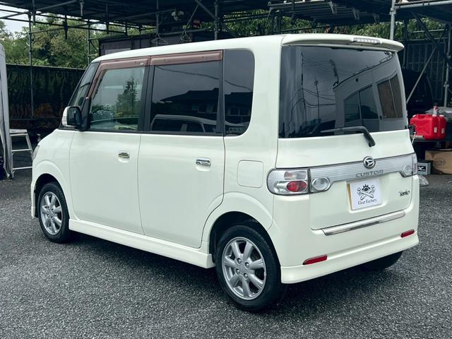 タント カスタムＸ　ＨＩＤ　キーレスエントリー　電動格納ミラー　ベンチシート　ＡＴ　盗難防止システム　ＡＢＳ　アルミホイール　衝突安全ボディ　エアコン　パワーステアリング　パワーウィンドウ　運転席エアバッグ（16枚目）