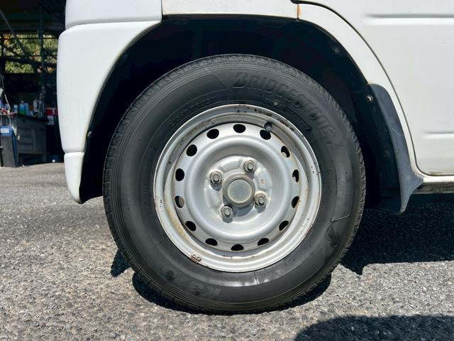 ミニキャブトラック ＶＸ－ＳＥ　４ＷＤ　ＡＴ　エアコン　パワステ（20枚目）
