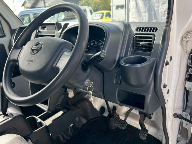 ＮＴ１００クリッパートラック ＤＸ　ＡＴ　パワステ　エアコン（6枚目）