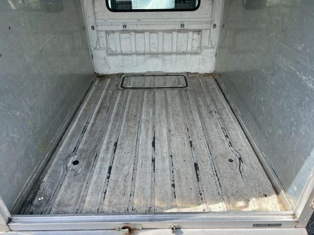 ＮＴ１００クリッパートラック ＤＸ　ＡＴ　パワステ　エアコン（18枚目）