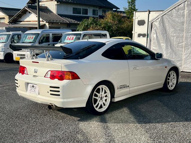 インテグラ ｉＳ　ＭＴ　社外マフラー　社外ステアリング　ダウンサス（11枚目）