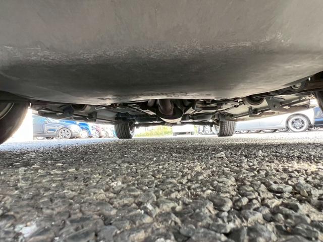 エクスプローラー リミテッド エコブースト 左ハンドル サンルーフ ETC シートヒーター ステアリングヒーター 電動リアゲート フルセグ Bluetooth バックカメラ キーレス(34枚目)