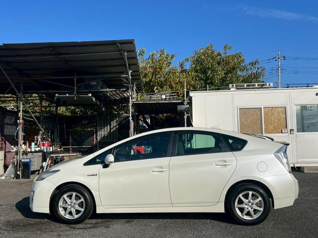 プリウス Ｓ　ＥＴＣ　スマートキー（16枚目）