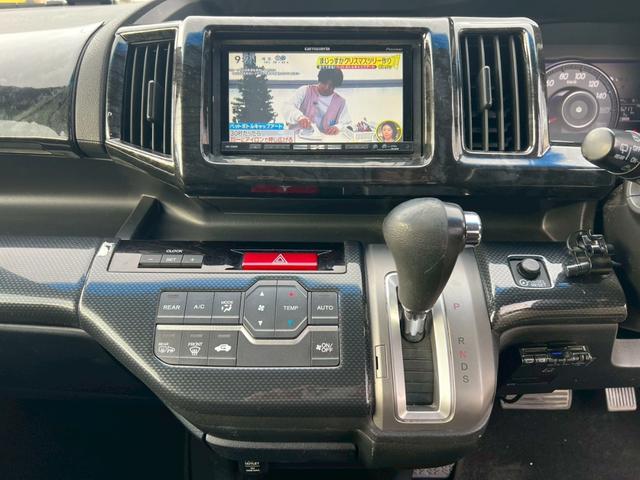 ステップワゴンスパーダ Ｚ　ＥＴＣ　フルセグ　バックカメラ　両側電動スライドドア　スマートキー（3枚目）