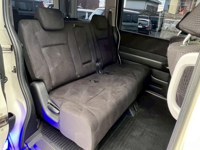 ステップワゴンスパーダ Ｚ　ＥＴＣ　フルセグ　バックカメラ　両側電動スライドドア　スマートキー（7枚目）