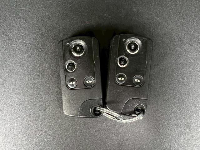 ステップワゴンスパーダ Ｚ　ＥＴＣ　フルセグ　バックカメラ　両側電動スライドドア　スマートキー（9枚目）