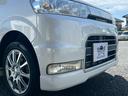 カスタムＶＳ　４ＷＤ　ＥＴＣ　ＨＩＤ　スマートキー　電動格納ミラー　ベンチシート　ＡＴ　盗難防止システム　ＡＢＳ　アルミホイール　衝突安全ボディ　エアコン　パワーステアリング　パワーウィンドウ（21枚目）
