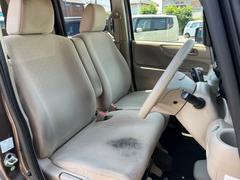 運転する際の心地よさはシートが大部分を占めるかと思います。こちらぜひ一度実車をご確認ください。 7