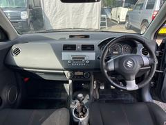 この度は当店のお車をご覧になっていただき、誠にありがとうございます。じっくり現車確認して頂けるよう、ご準備を致します！ 2