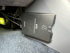 今では必需品のＥＴＣも付いております。高速道路での出入りもスムーズ。渋滞緩和にもなりエコにも繋がります。 6