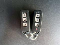 ���ޡ��ȥ��������ƥ���ץå��奨�󥸥󥹥����ȥ����ƥࡢ���󥸥��ư����ߤ��󥿥å��ǹԤ��������Υ��å��ޤǥɥ��Υ֤˿������ǥ�󥿥å����ǹԤ����Ȥ�����ޤ��� 6