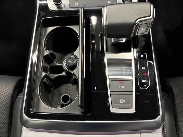 Q8 55TFSIクワトロ Sライン 新車保証 SラインプラスPKG コンフォートアシスタンスPKG 純正MMIナビ 360度カメラ パノラマサンルーフ Bang0Lufsenスピーカー(27枚目)