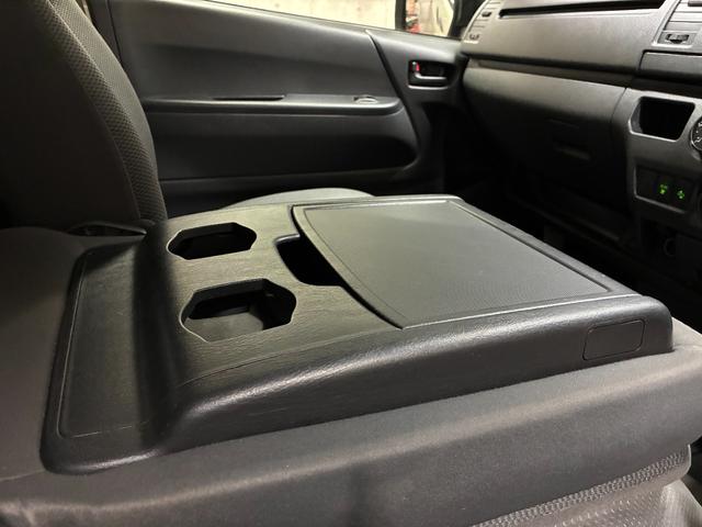 ハイエースバン ロングＤＸ　１年保証　ＬＥＤヘッドライト　純正ナビ　ＴＶ　バックモニター（22枚目）