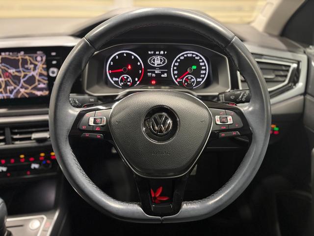 ポロ ＴＳＩハイライン　１年保証　Ｄｉｓｃｏｖｅｒ　Ｐｒｏパッケージ　ＡｐｐｌｅＣａｒＰｌａｙ／ＡｎｄｒｏｉｄＡｕｔｏ　ＬＥＤヘッドライト　１６インチＡＷ　ＥＴＣ２．０（15枚目）
