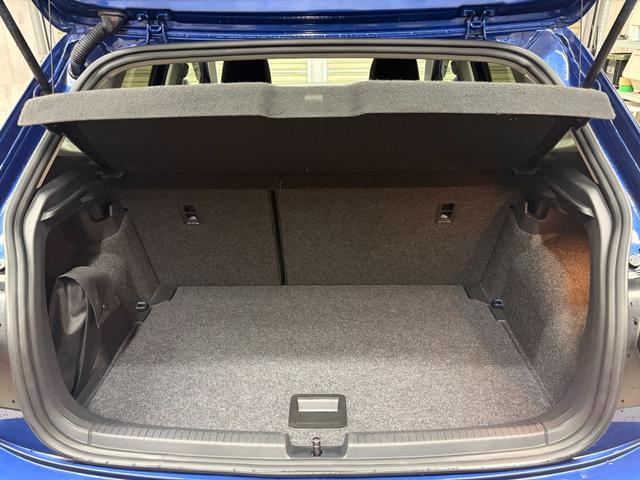 ポロ ＴＳＩハイライン　１年保証　Ｄｉｓｃｏｖｅｒ　Ｐｒｏパッケージ　ＡｐｐｌｅＣａｒＰｌａｙ／ＡｎｄｒｏｉｄＡｕｔｏ　ＬＥＤヘッドライト　１６インチＡＷ　ＥＴＣ２．０（26枚目）