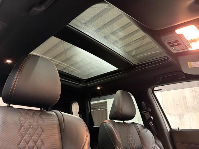 アウトランダーPHEV P 1年保証 ラリーアートエアロパーツ 寒冷地仕様 パノラマサンルーフ BOSEプレミアムサウンドシステム 左右後席オートエアコン 全周囲カメラ HUD マイパイロット(19枚目)