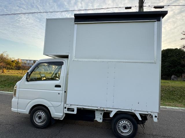 キャリイトラック ＫＣエアコン・パワステ　保証付・ＴＶナビ付・記録簿あり・車検整備付・新規キッチンカーＢＯＸ（9枚目）
